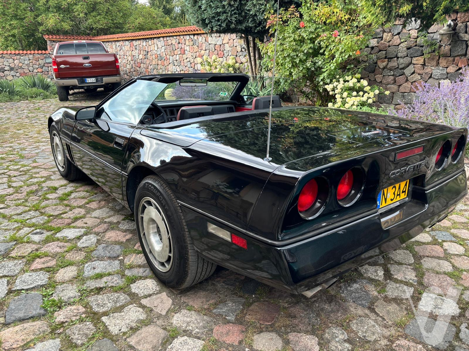 Główne zdjęcie Chevrolet Corvette (1987)