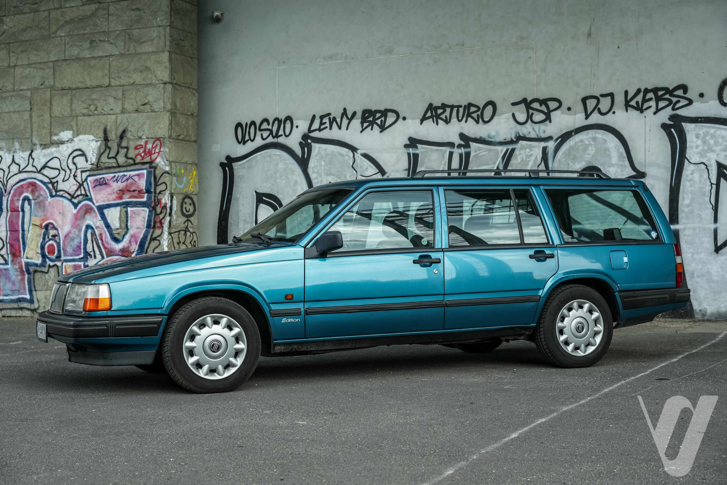 Główne zdjęcie Volvo 940 (1995)