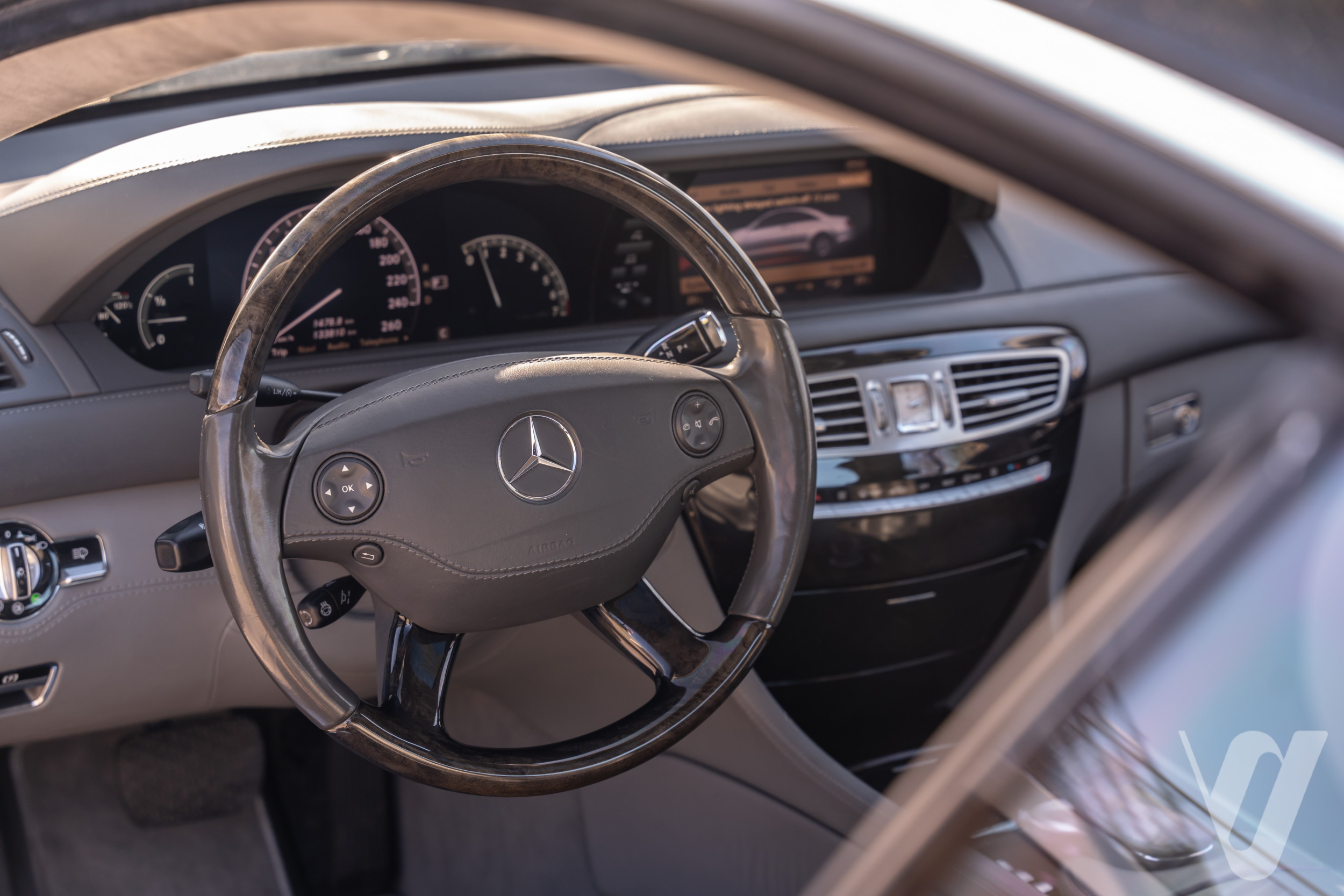 Mercedes-Benz CL (2006) zdjęcie główne