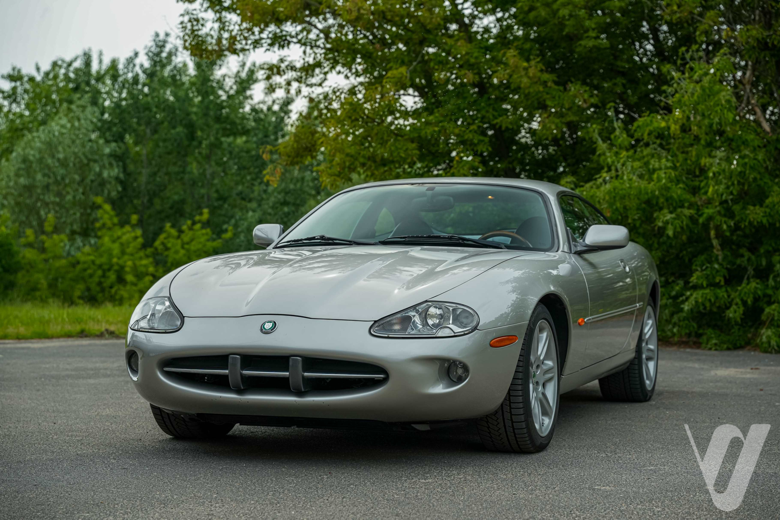Jaguar XK (1999) main image