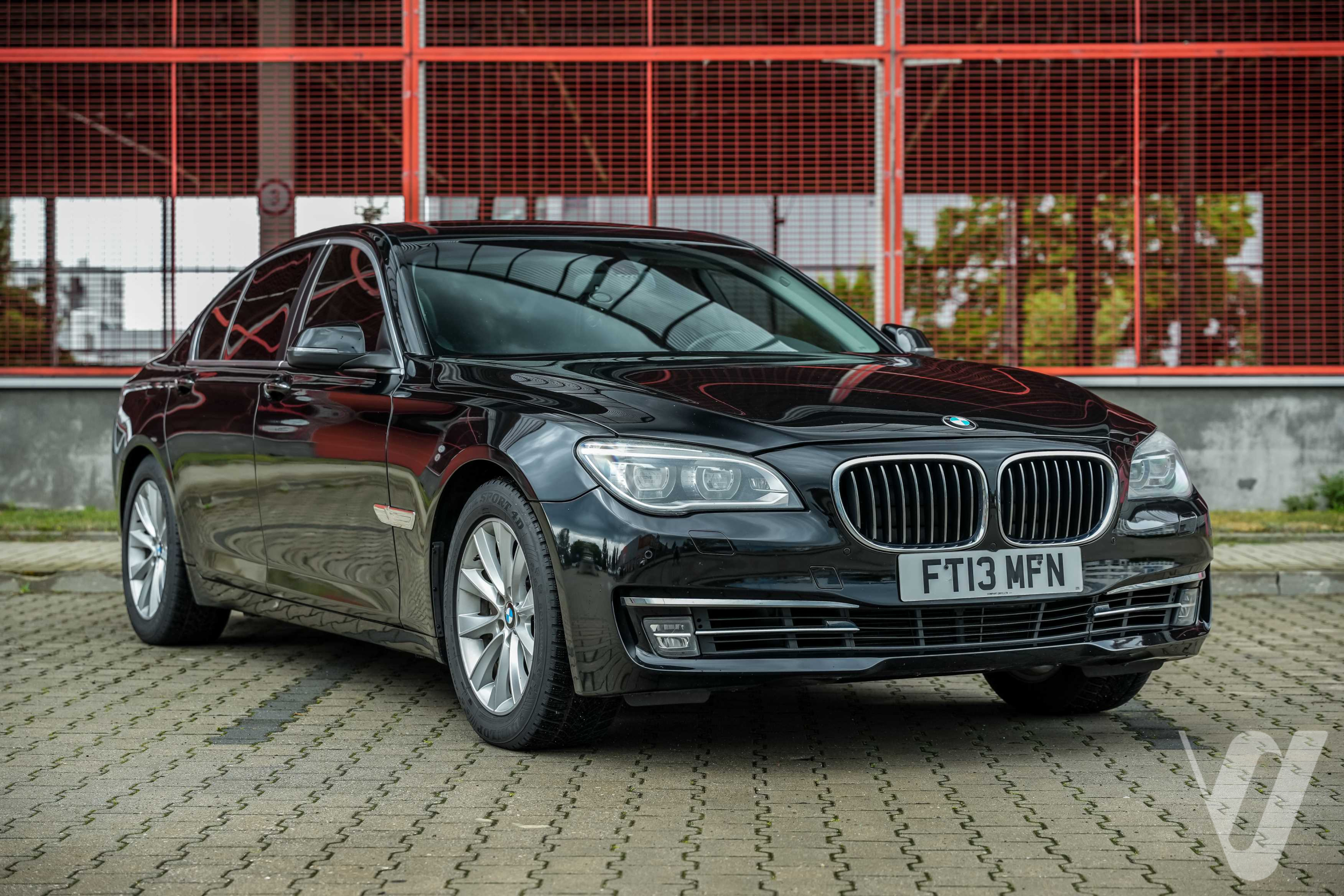 BMW Seria 7 (2012) main image
