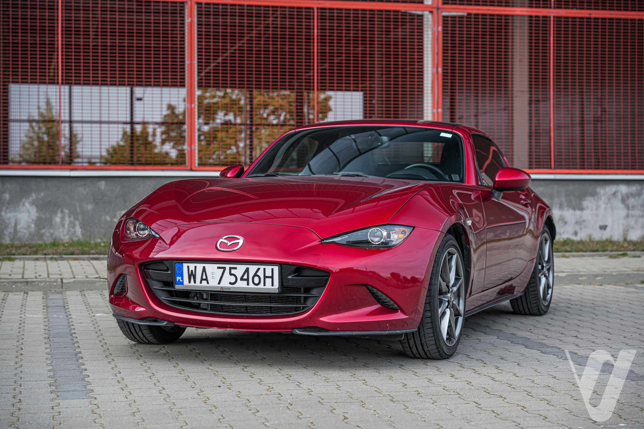 Mazda MX-5 (2021) main image
