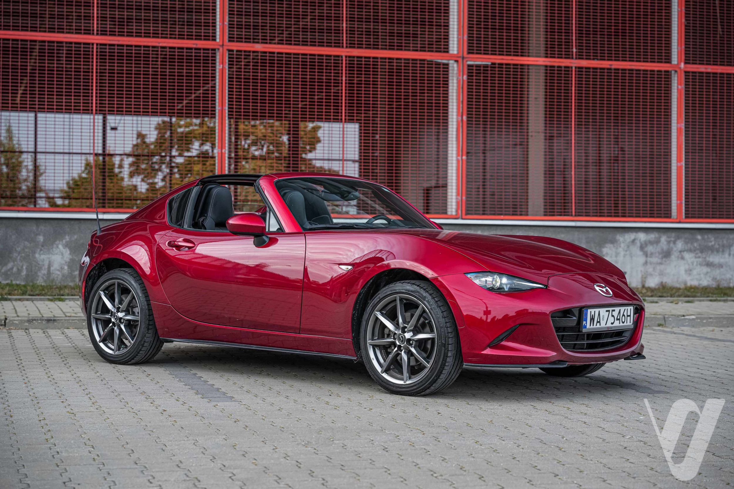 Mazda MX-5 (2021) main image