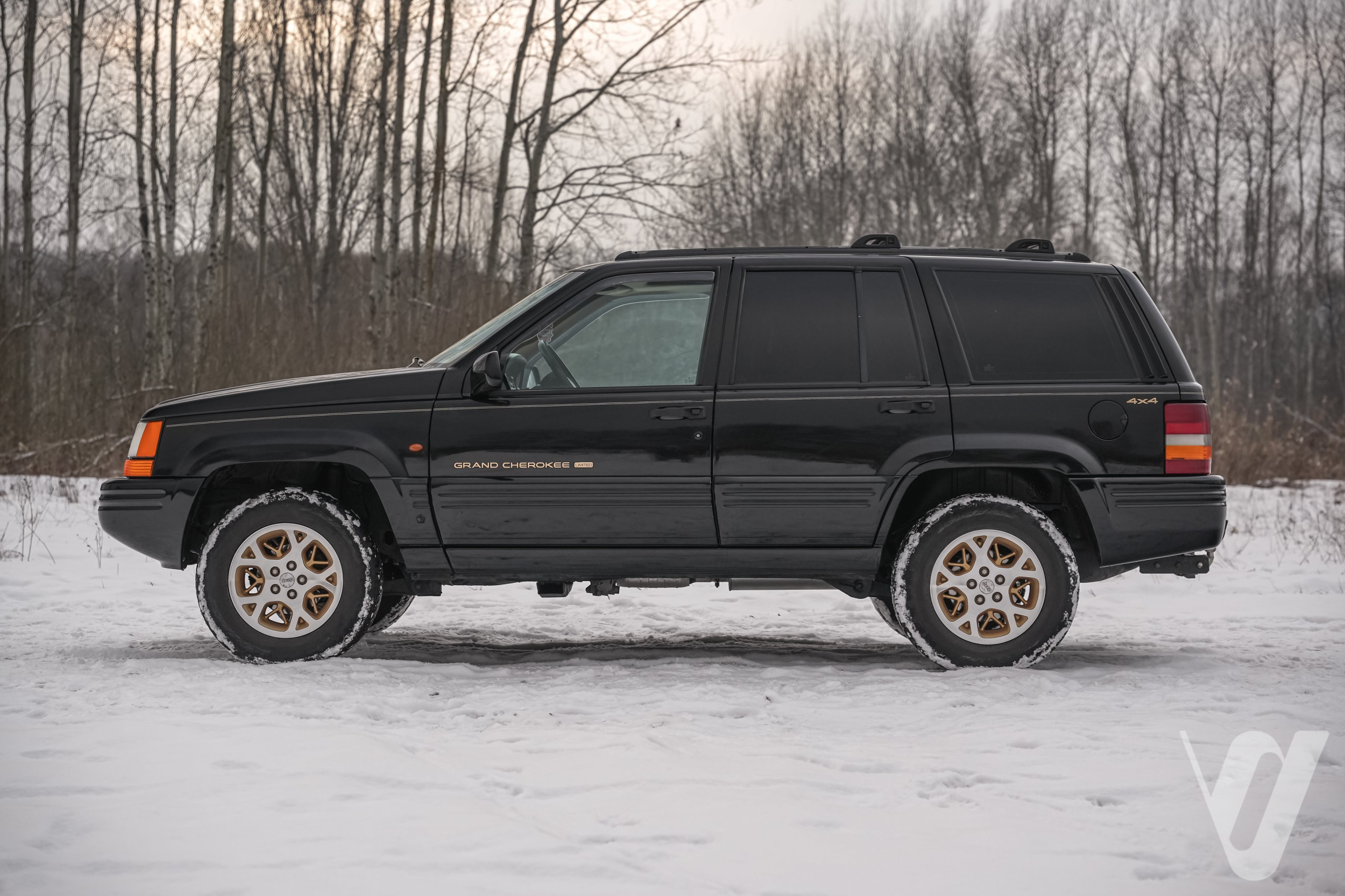 Jeep Grand Cherokee (1996) main image
