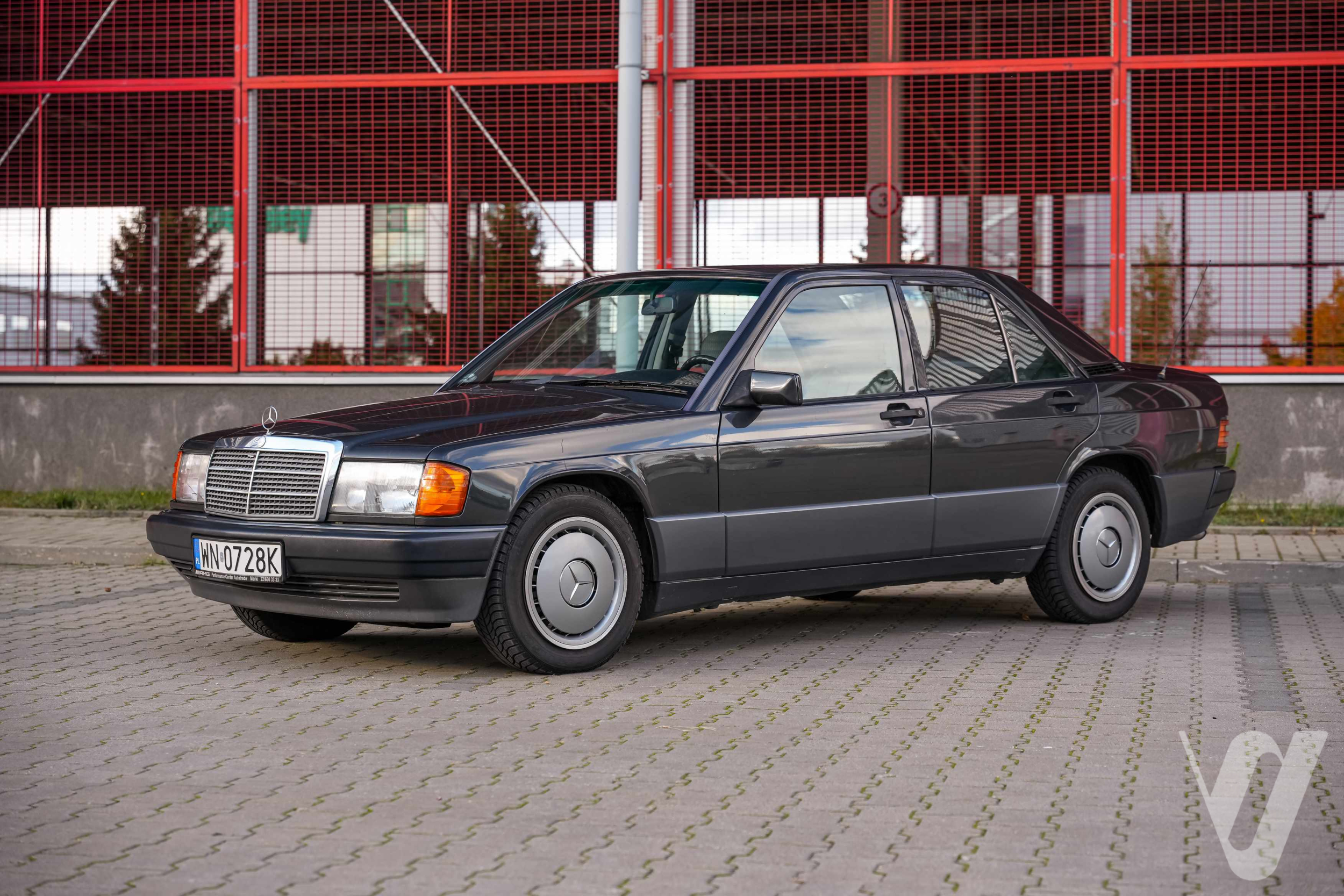 Główne zdjęcie Mercedes-Benz W201 (1992)