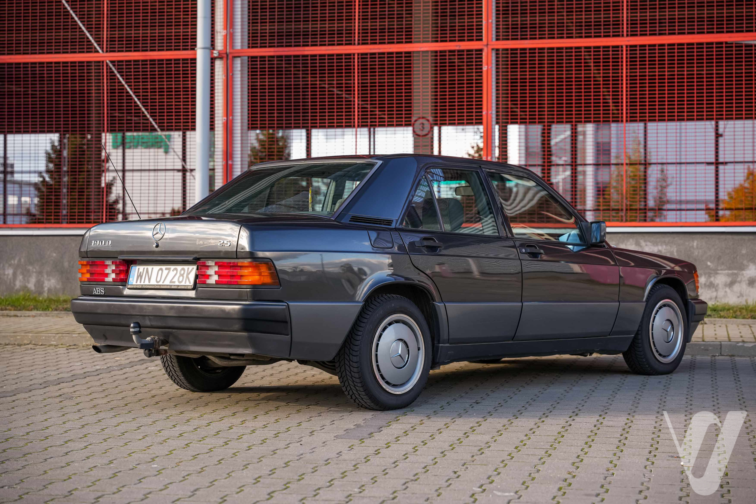 Główne zdjęcie Mercedes-Benz W201 (1992)