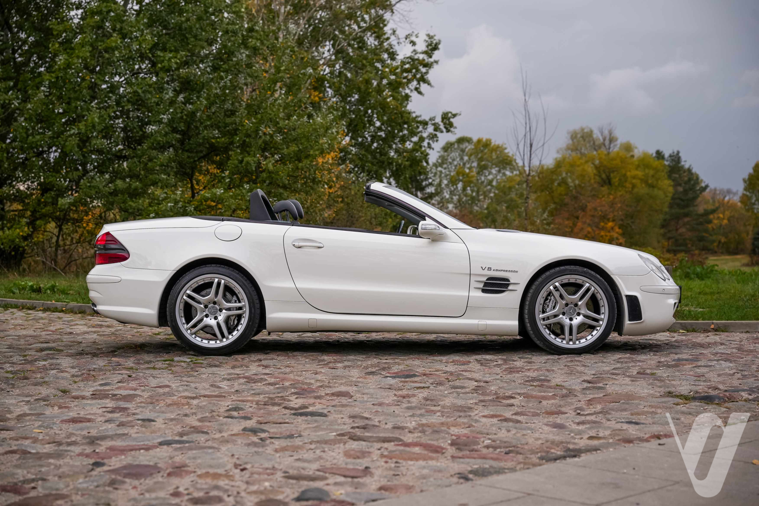 Mercedes-Benz SL (2005) main image