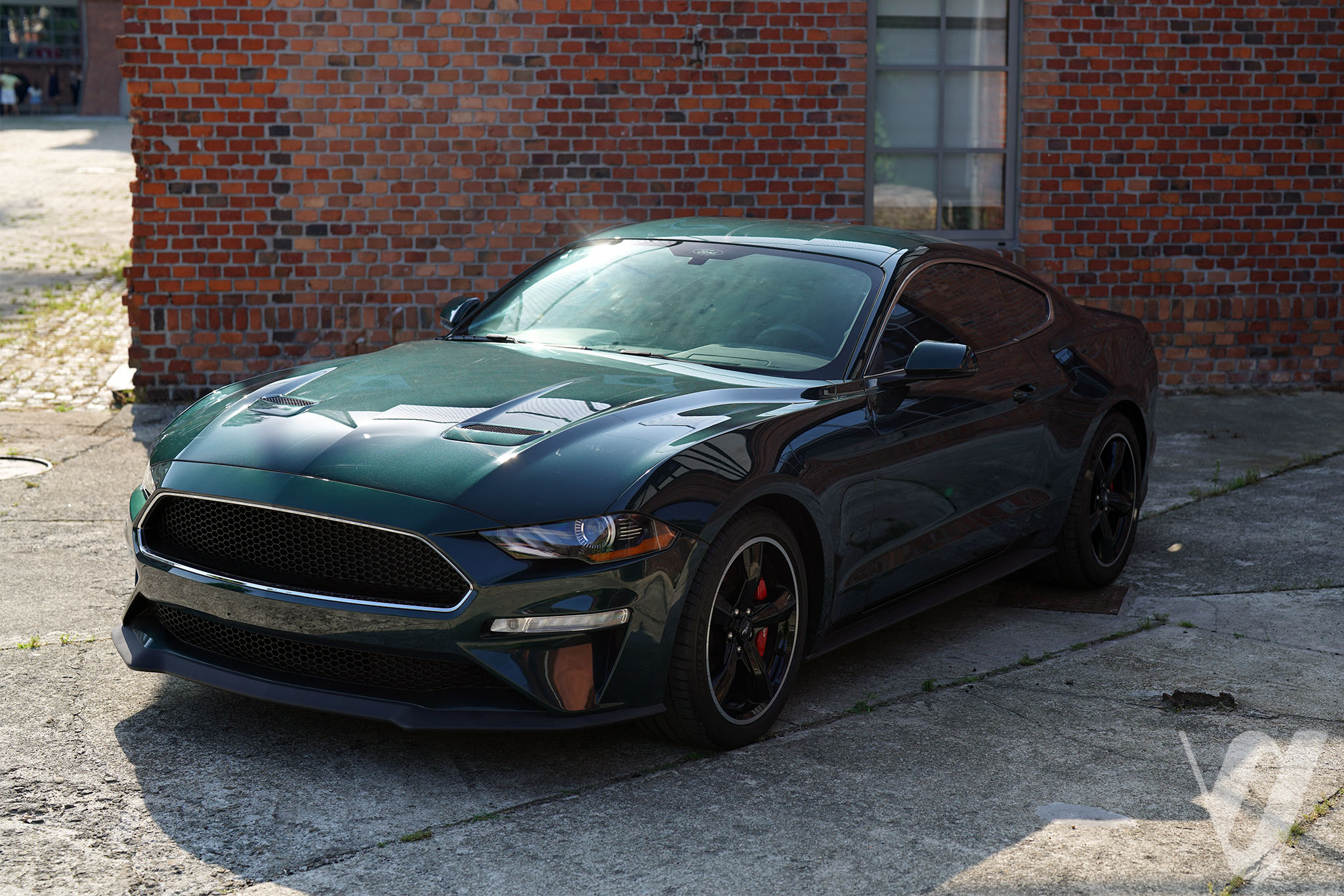Ford Mustang (2019) main image
