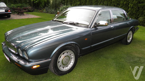 Główne zdjęcie Daimler XJ (1998)