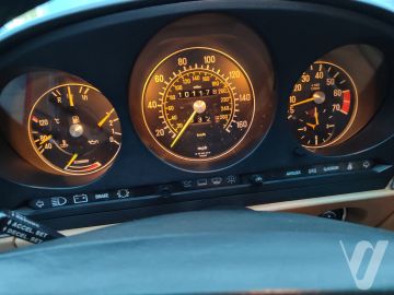Mercedes-Benz SL (1986) Wnętrze