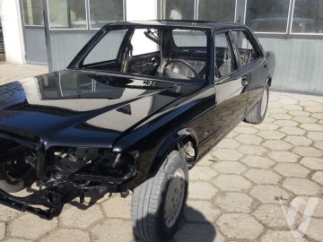 Mercedes-Benz SEL (1990) Detale