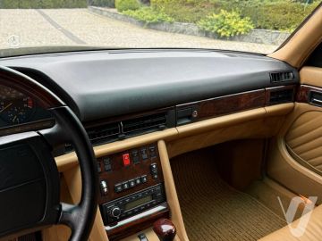 Mercedes-Benz SEL (1990) Wnętrze