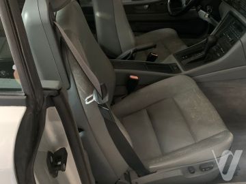BMW Seria 8 (1991) Wnętrze