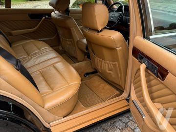 Mercedes-Benz SEL (1990) Wnętrze