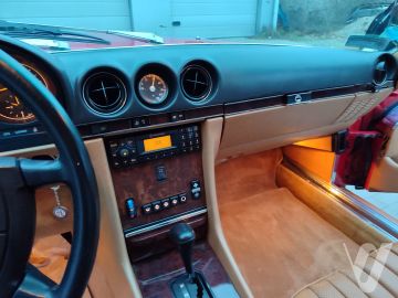 Mercedes-Benz SL (1986) Wnętrze