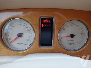 Bentley Arnage (2000) Wnętrze