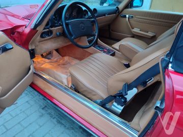 Mercedes-Benz SL (1986) Wnętrze