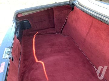 Mercedes-Benz SL (1989) Wnętrze