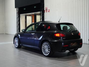 Alfa Romeo 147 (2004) Zdjęcia z zewnątrz