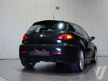 Alfa Romeo 147 (2004) Zdjęcia z zewnątrz