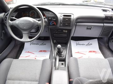 Toyota Celica (1992) Wnętrze