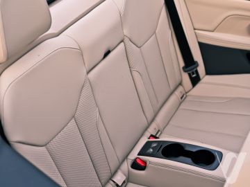 BMW Seria 4 (2023) Wnętrze