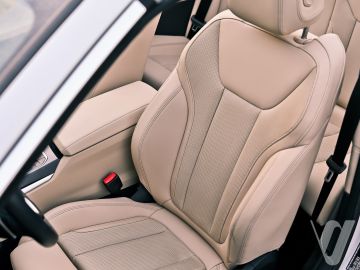 BMW Seria 4 (2023) Wnętrze