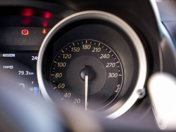 Mitsubishi Lancer Evolution (2008) Wnętrze