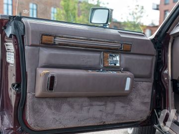 Cadillac Seville (1981) Wnętrze