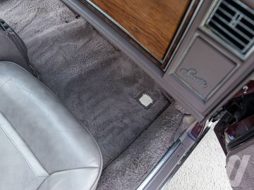 Cadillac Seville (1981) Wnętrze