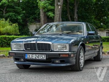 Jaguar XJ (1990) Outside