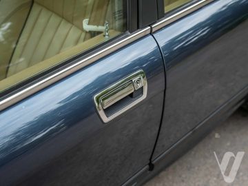 Jaguar XJ (1990) Outside