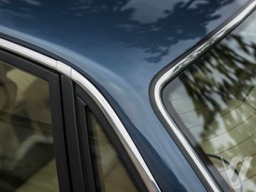Jaguar XJ (1990) Outside