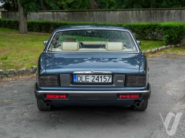Jaguar XJ (1990) Outside
