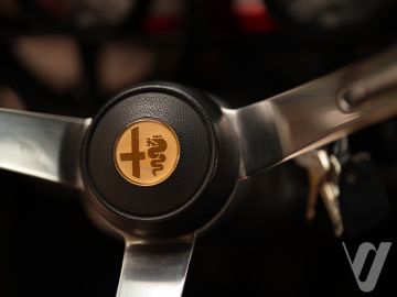 Alfa Romeo Montreal (1972) Wnętrze