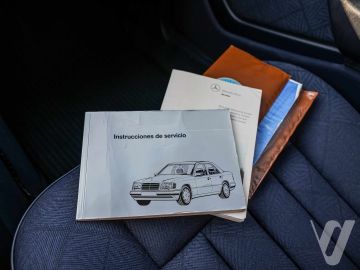 Mercedes-Benz W124 (1995) Details