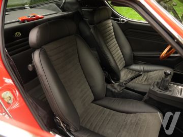 Alfa Romeo Montreal (1972) Wnętrze