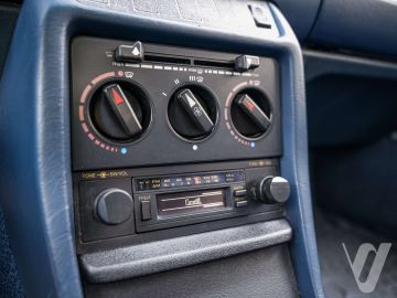 Mercedes-Benz W123 (1981) Wnętrze