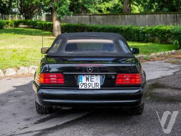 Mercedes-Benz SL (1998) Outside