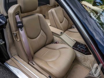 Mercedes-Benz SL (1998) Inside