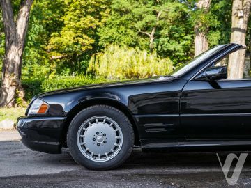 Mercedes-Benz SL (1998) Outside