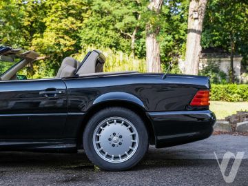 Mercedes-Benz SL (1998) Outside