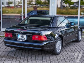 Mercedes-Benz SL (1998) Outside