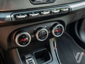 Alfa Romeo Giulietta (2011) Wnętrze