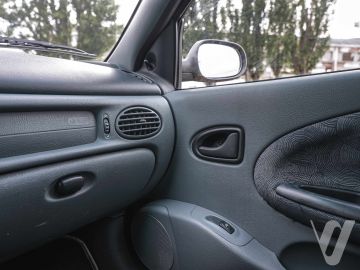 Renault Megane (1996) Wnętrze