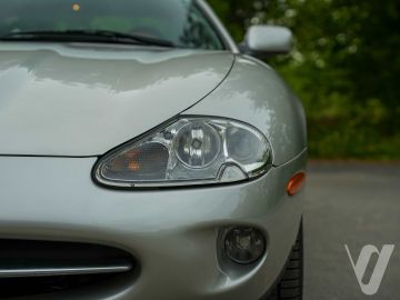 Jaguar XK (1999) Outside
