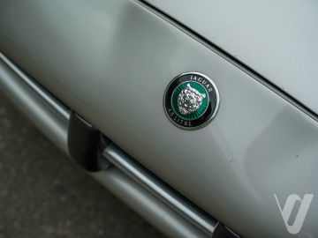 Jaguar XK (1999) Outside