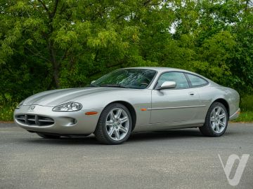 Jaguar XK (1999) Outside