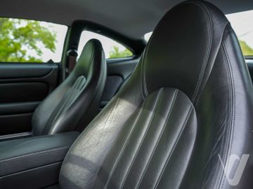Jaguar XK (1999) Inside