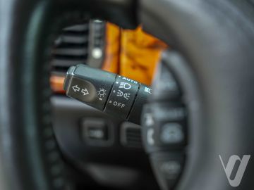 Jaguar XK (1999) Inside